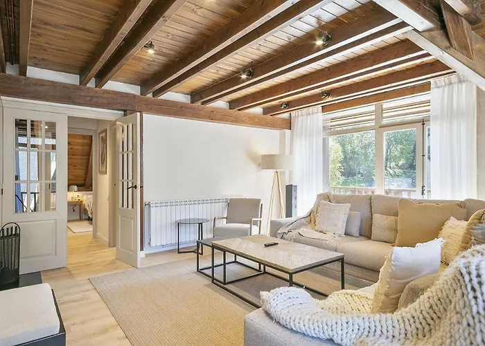 Luderna - Duplex Aiguamog * Артиес